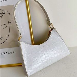 SUPER CUTE SHOULDER BAG